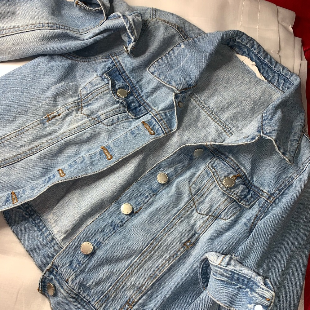 Size-M light wash Jean jacket